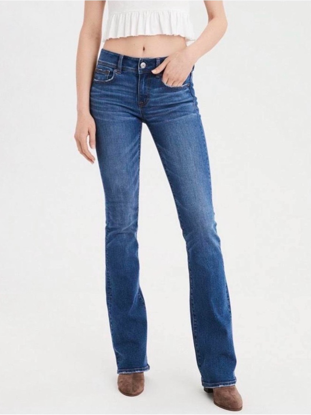 American Women's Mid-Rise Blue Boot Kick Jeans Sz 6